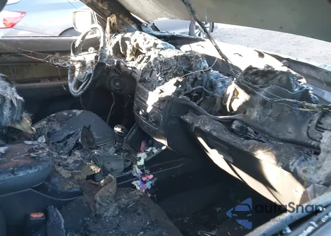 2015 Kia Sorento Lx V6 z USA, uszkodzony, nr VIN 5XYKTDA76FG611723